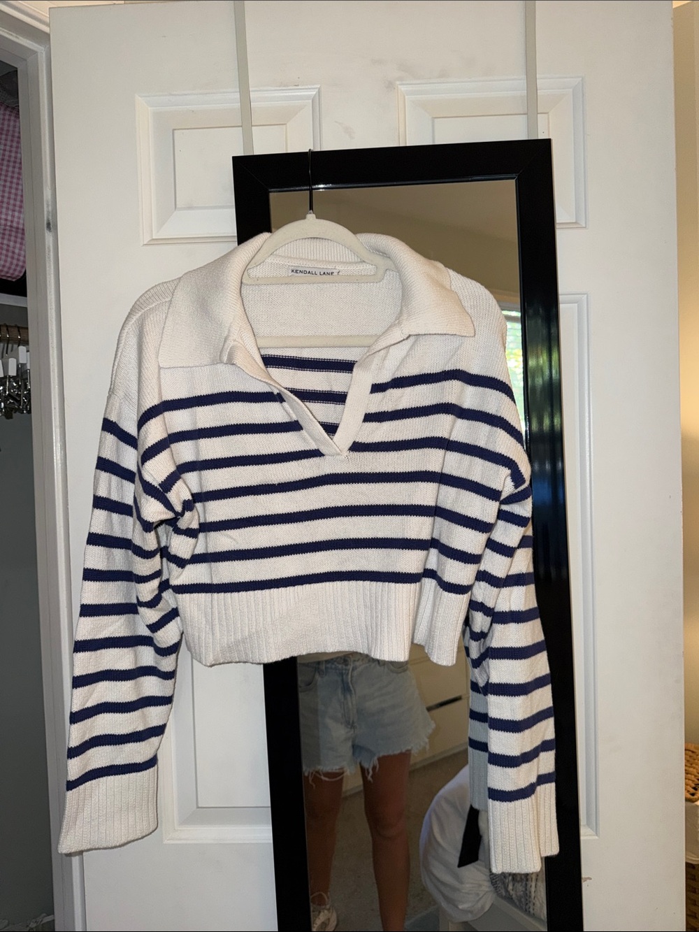 Kendall & Kylie Cream V‑Neck Collared Stripe Sweater with Navy Bands
